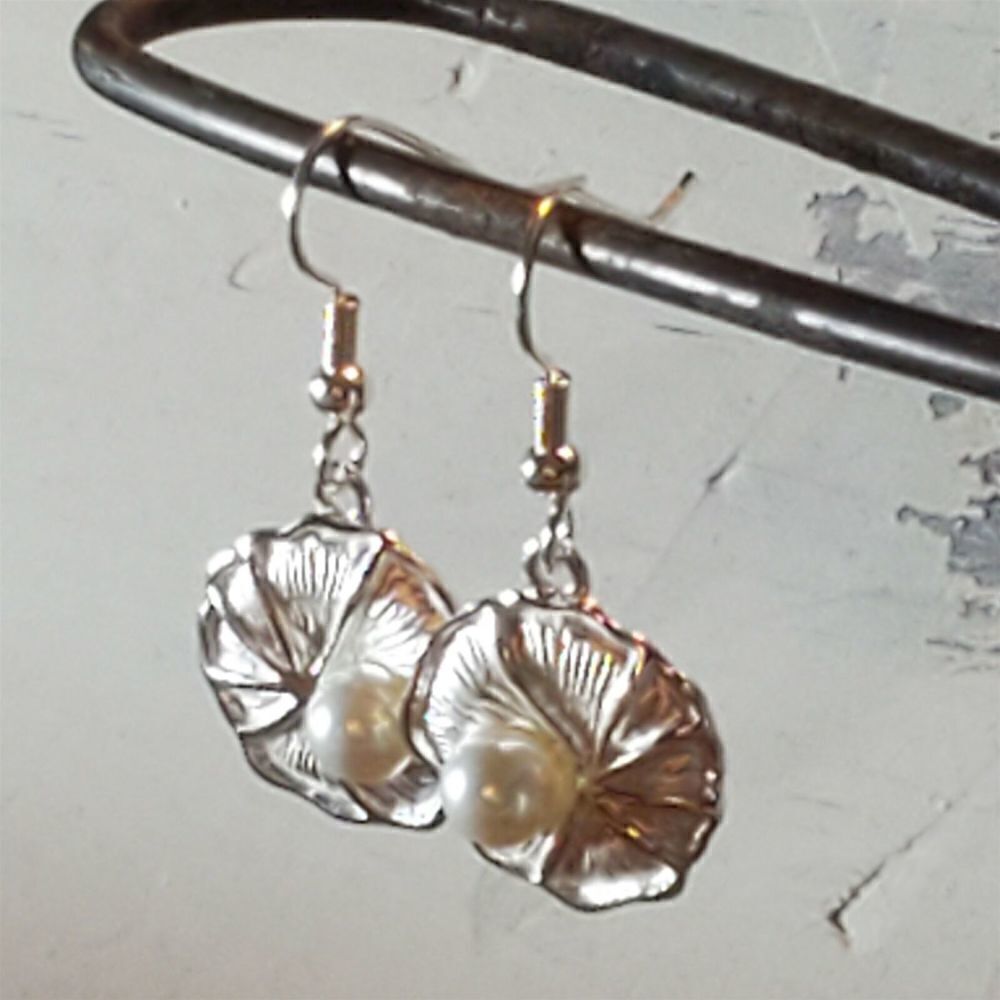 Hand Crafted Silver Plated Lily Pad White Faux Cultured Pearl Dangle Earrings - Picture 7 of 10